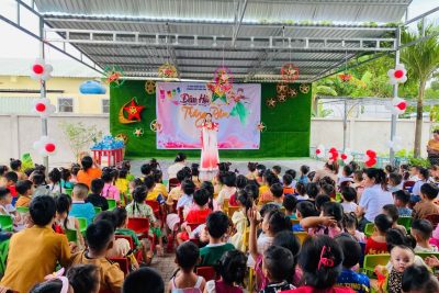 Đêm Hội Trăng Rằm của các bé Trường Mẫu giáo Vĩnh Bình Nam